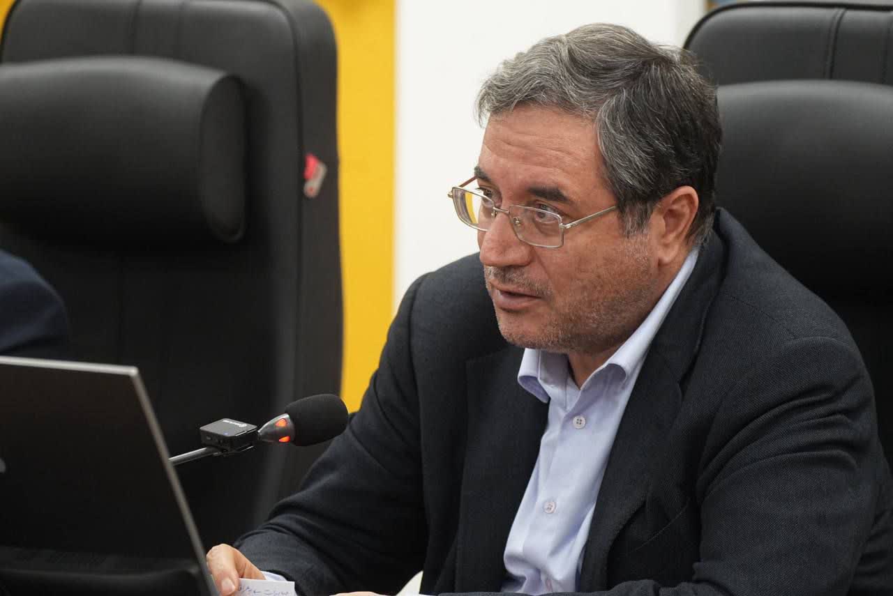 تاکید استاندار آذربایجان‌غربی بر احیای صنعت پوشاک و چرم