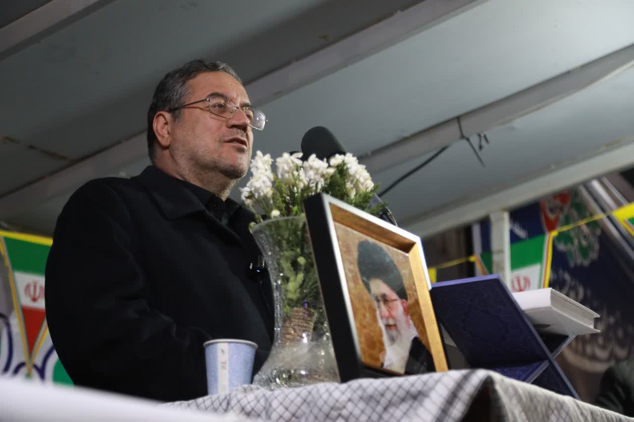 تجمعات شبانه مردم ارومیه جلوه‌ای از وحدت ملی است