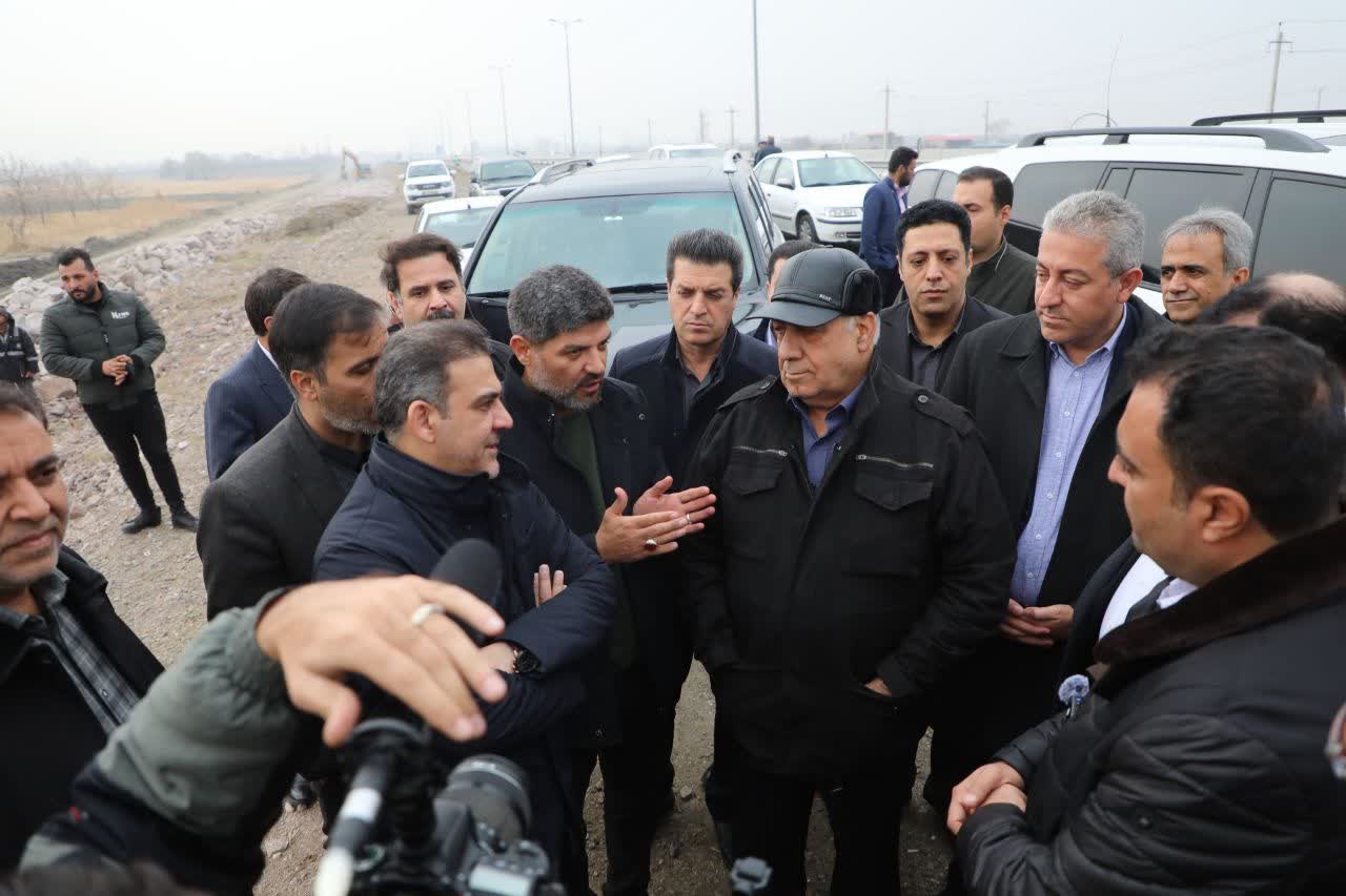 برگزاری جلسه بررسی روند اجرایی آزادراه ارومیه - تبریز + تصاویر