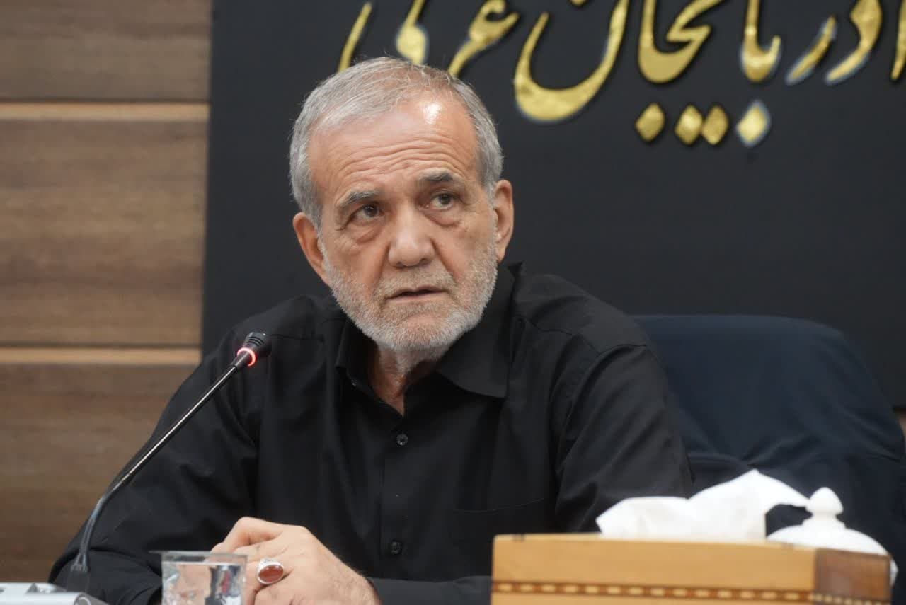 توسعه نیازمند میدان دادن به نخبگان است / انتقال پایتخت یک ضرورت زیست محیطی است