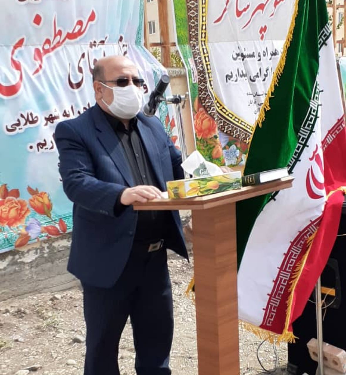 هفته دولت بهانه ای است تا دستگاه های اجرایی گزارش عملکرد خود را به مردم ارائه دهند