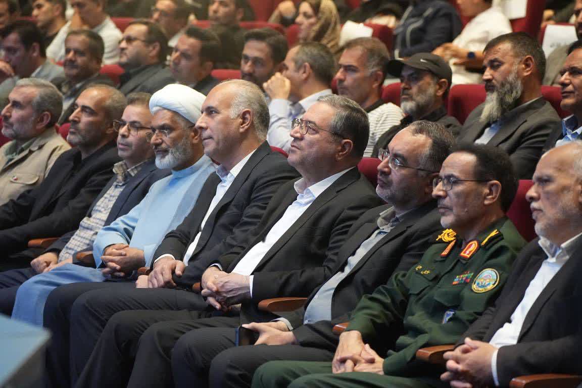 آلبوم تصویری / برگزاری آیین تجلیل از قهرمانان ورزش آذربایجان‌غربی