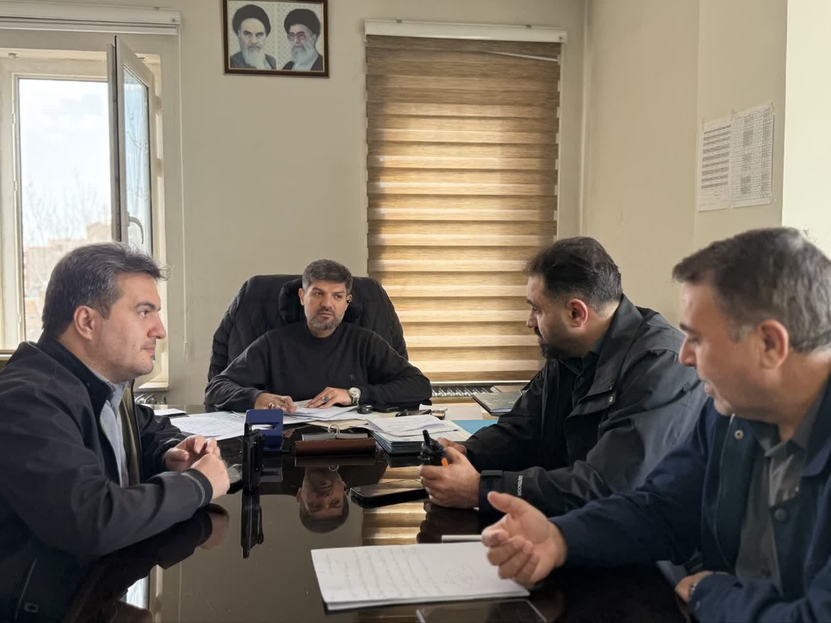 برگزاری جلسه شورای مدیریت بحران آذربایجان‌غربی