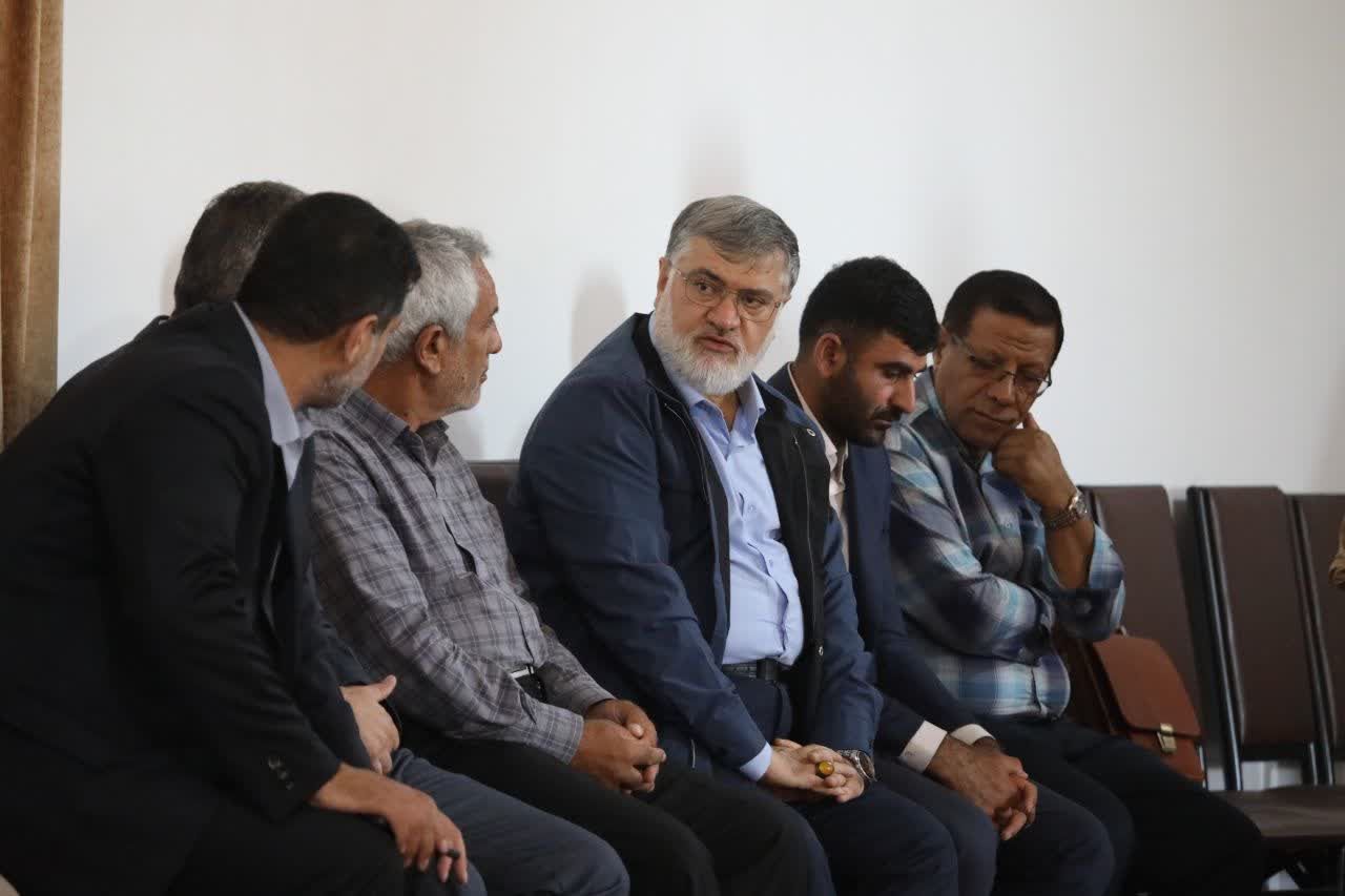 حضور استاندار آذربایجان‌غربی در جمع مردم روستای گلمرز + تصاویر