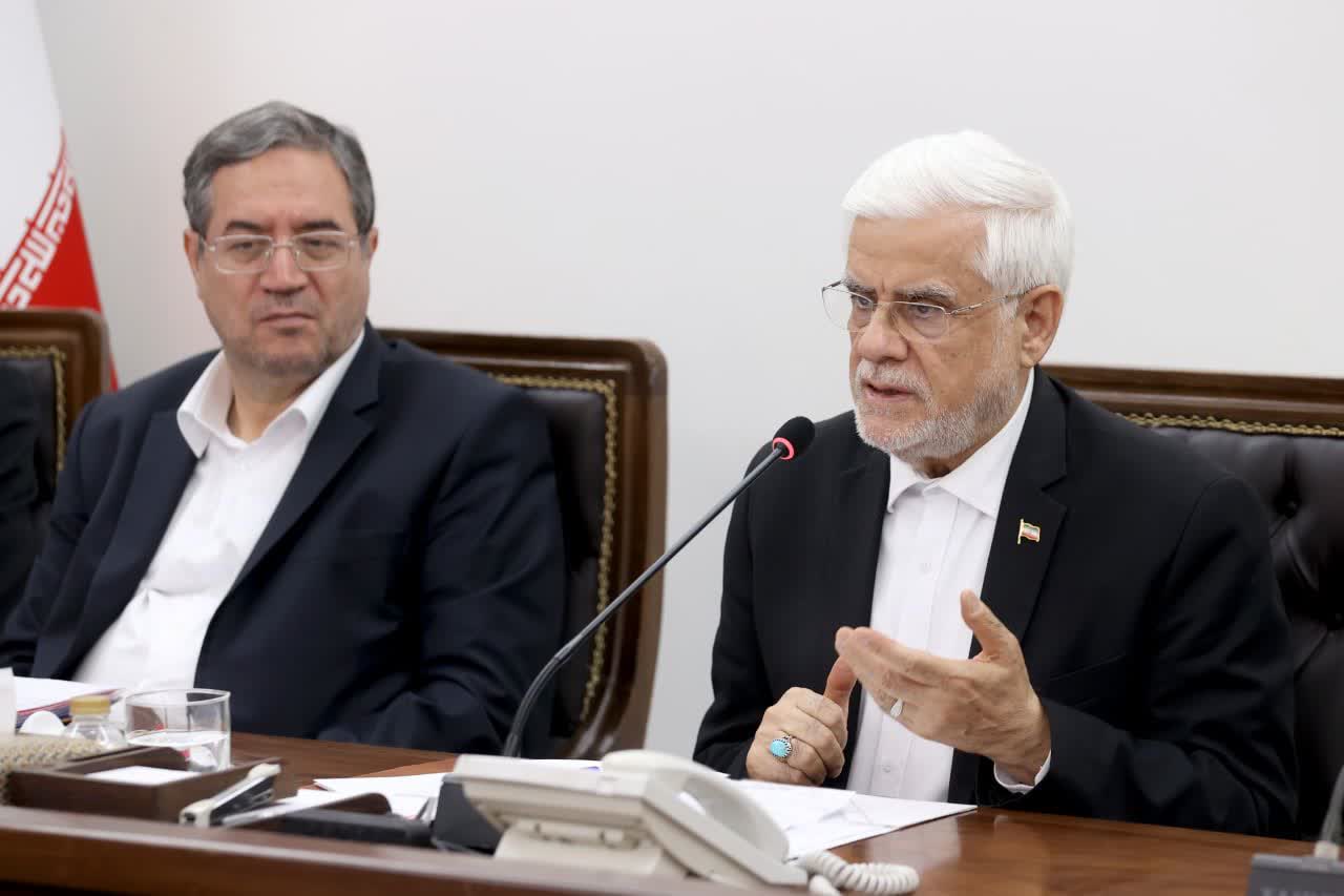 نجات دریاچه ارومیه اولویت ملی کشور است / بدون اجماع نخبگان و مشارکت مردم موفق نمیشویم