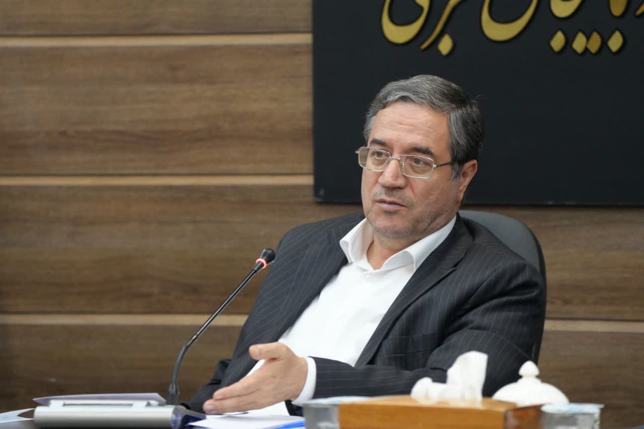 فرمانداران محور توسعه شهرستانها هستند