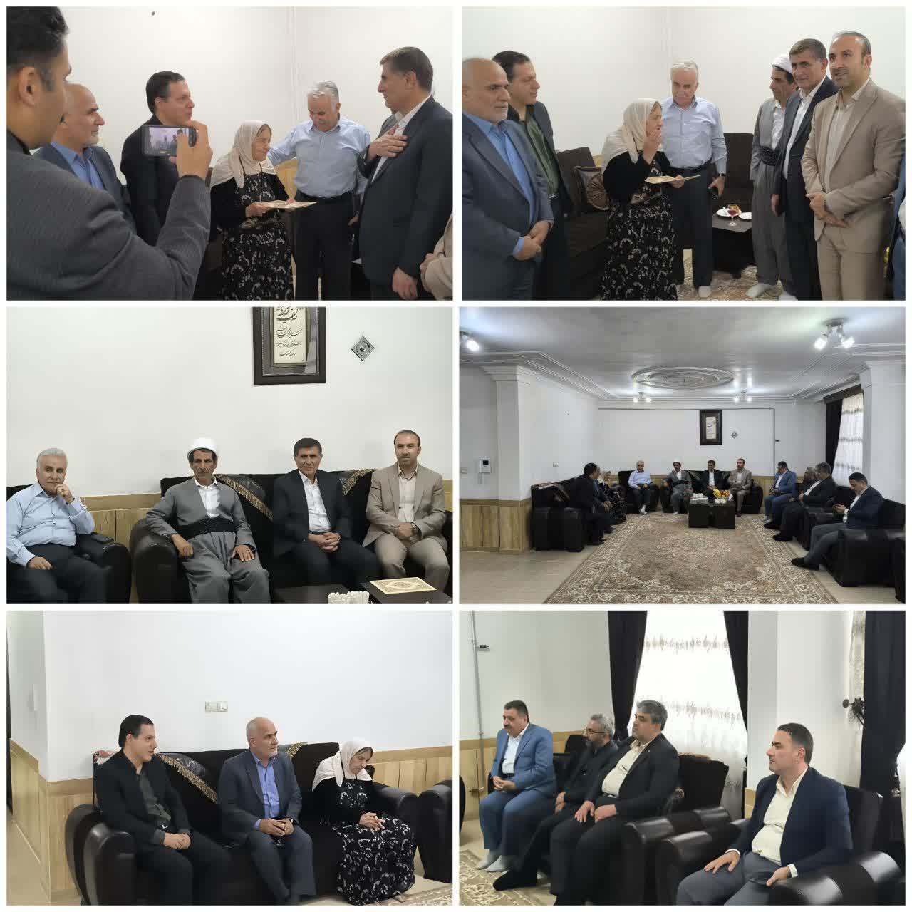 دیدار معاون توسعه مدیریت و منابع استاندار آذربایجانغربی با خانواده شهید ضیایی