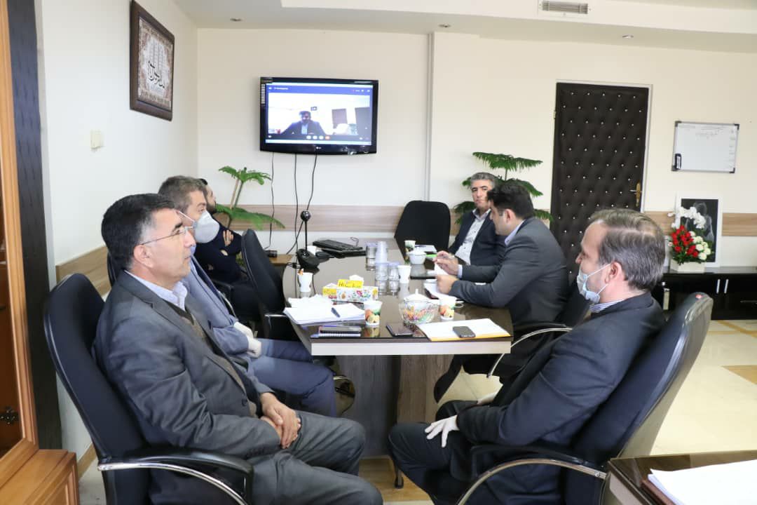 در راستای مبارزه و مقابله با ویروس کرونا، اماکن و معابر پرتردد شهرها و روستاهای استان ضدعفونی می شود