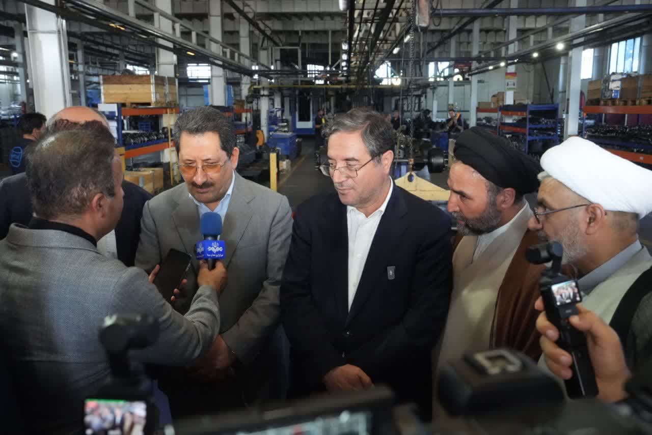 حمایت از صنایع بزرگ و توسعه پایانه‌های مرزی در آذربایجان‌غربی پیگیری می‌شود