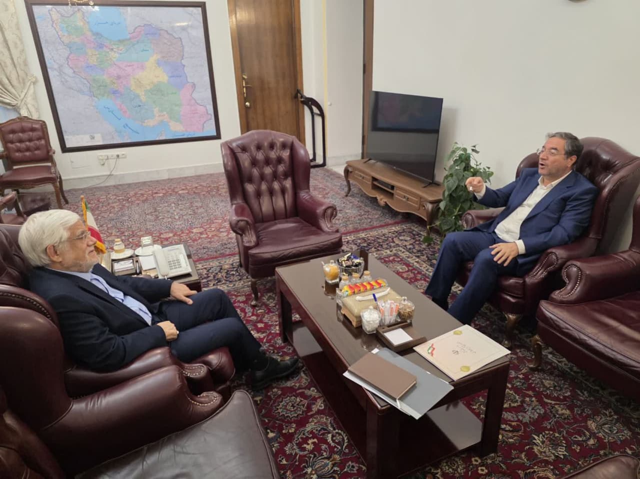 دیدار استاندار آذربایجانغربی با معاون اول رئیسجمهور و رئیس کارگروه ملی نجات دریاچه ارومیه