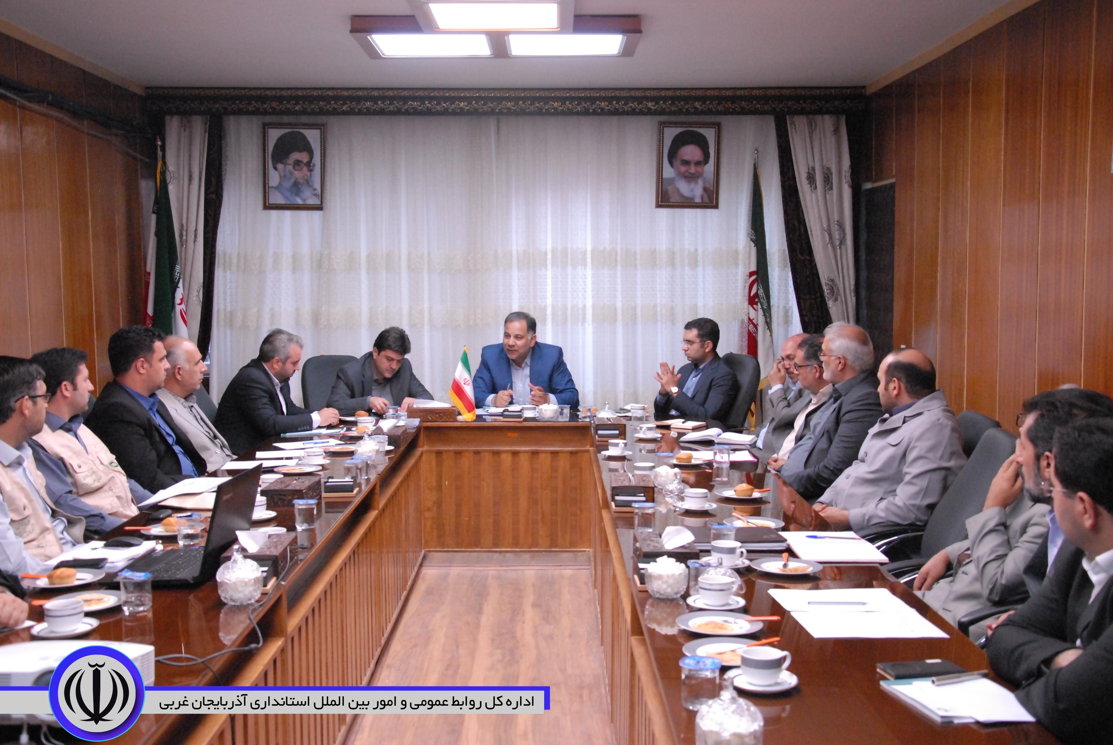 معاون هماهنگی امور اقتصادی و توسعه منابع استاندار آذربایجان غربی: برند سازی محصولات تولیدی آذربایجان غربی مورد توجه قرار گیرد