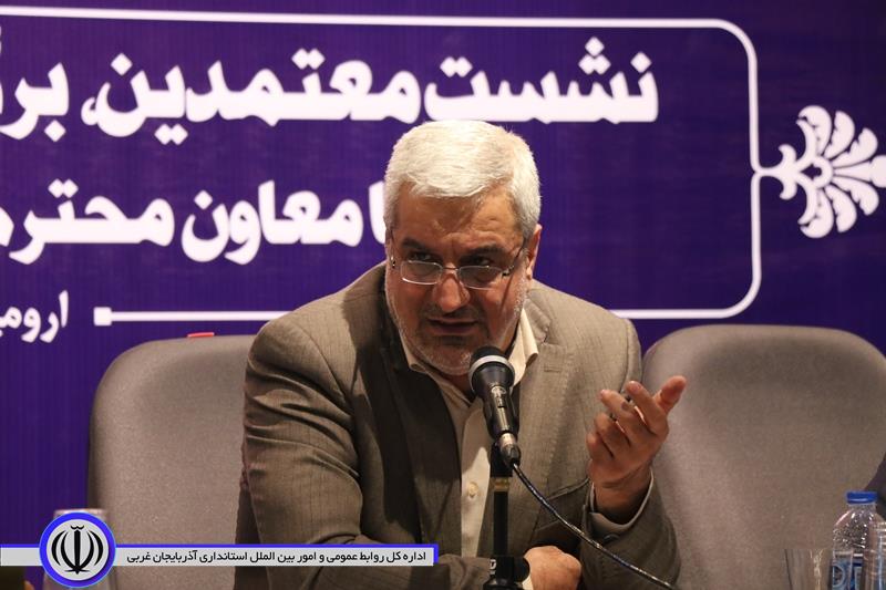 مردم با حضور پرشور در پای صندوق های رای از تمامیت ارضی ایران اسلامی دفاع کنند