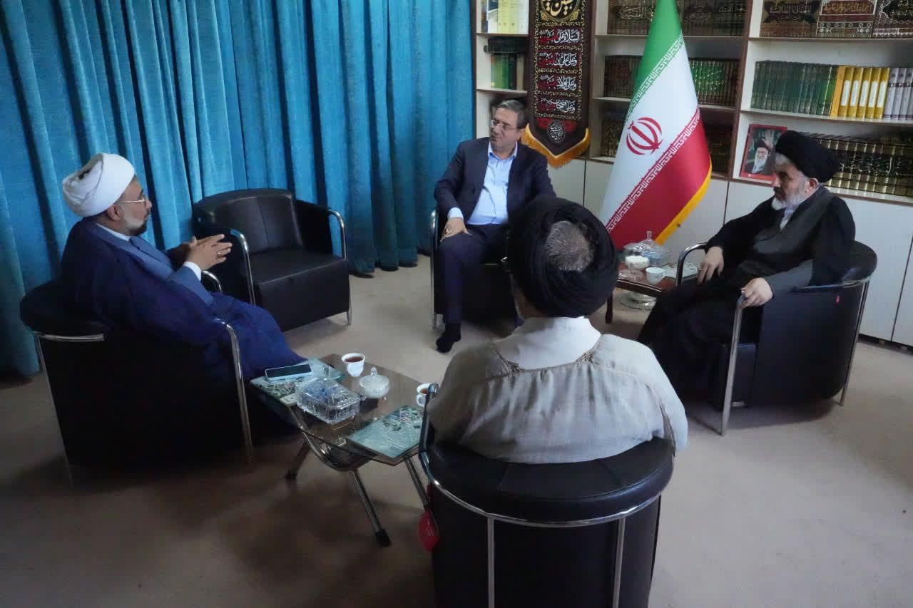 دیدار استاندار آذربایجانغربی با دبیر شورای برنامهریزی مدارس علوم دینی اهل سنت کشور