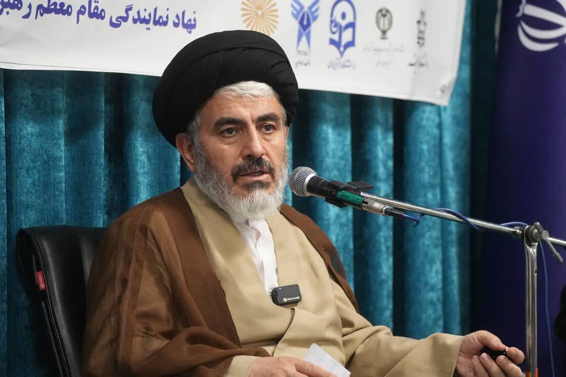 دانشگاهها سنگر صیانت از انسجام ملی هستند