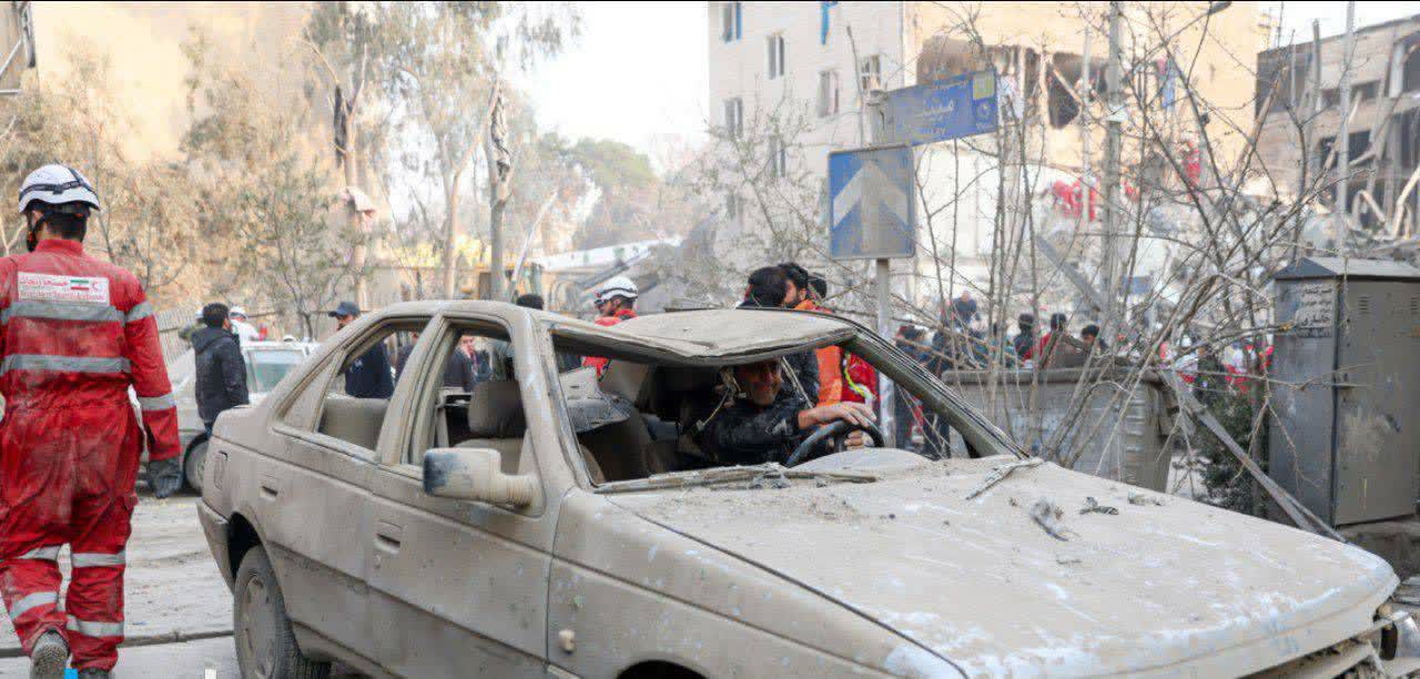 تداوم ارزیابی خودروهای آسیب‌دیده بر اثر جنگ در آذربایجان‌غربی