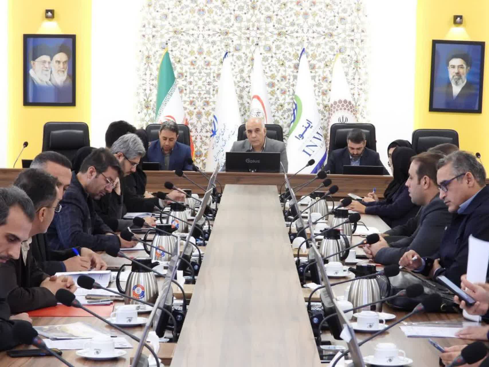 بررسی رفع موانع 7 طرح سرمایهگذاری در آذربایجانغربی