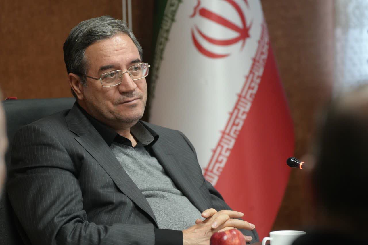 تأکید استاندار آذربایجانغربی بر ضرورت اطلاعرسانی دقیق در شرایط آلودگی هوا