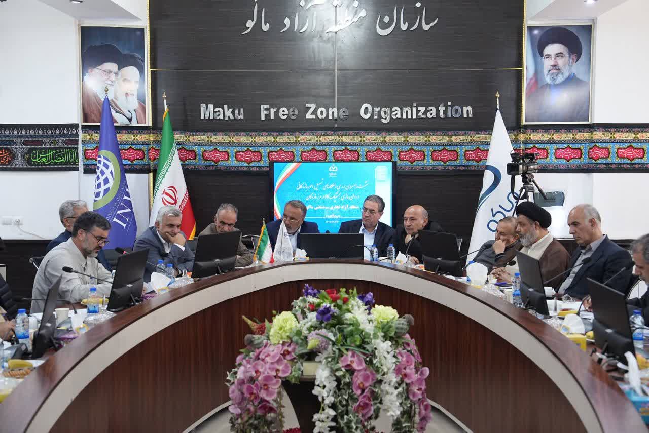 بررسی راهکارهای تسهیل امور بازرگانی و روان‌سازی لجستیک کالا در مرز بازرگان + تصاویر