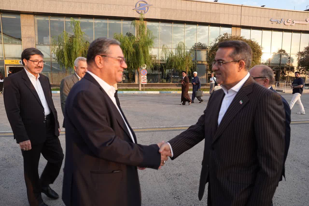 آغاز سفر معاون رئیسجمهور و رئیس سازمان اداری و استخدامی کشور به آذربایجانغربی + تصاویر