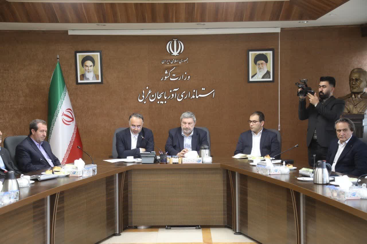 برگزاری نشست رئیس شورای اطلاع‌رسانی دولت با فرمانداران آذربایجان‌غربی + تصاویر