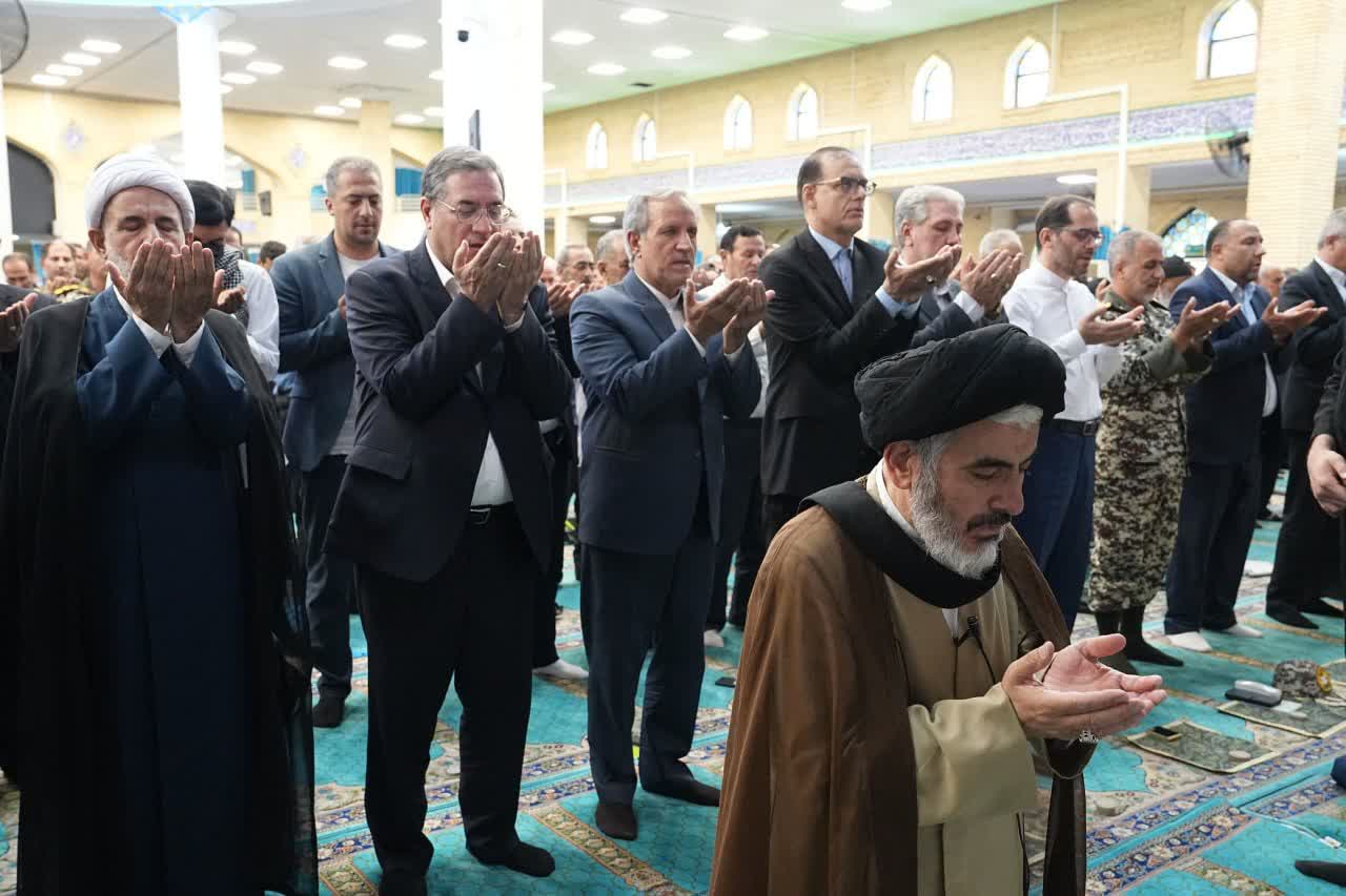 سخنرانی استاندار آذربایجانغربی در جمع نمازگزاران ارومیه + تصاویر