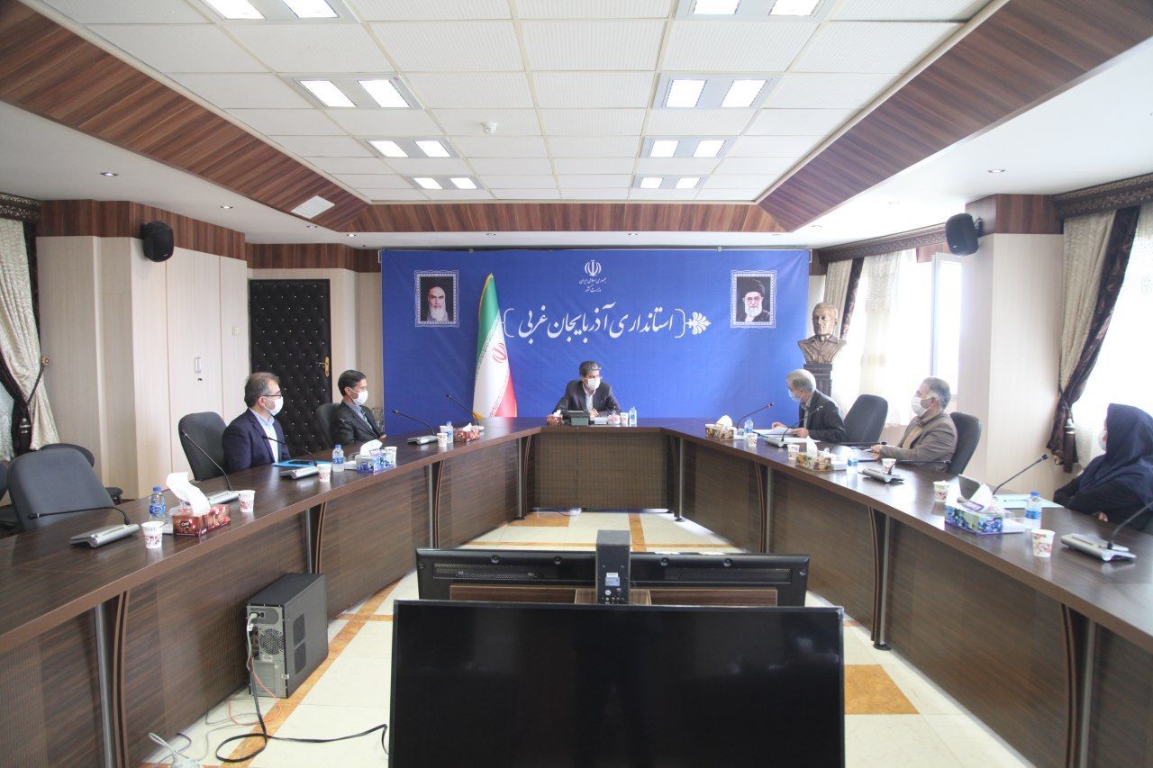 استاندار آذربایجان غربی: فرهنگ مالیاتی هنوز در جامعه نهادینه نشده است/ لزوم فرهنگسازی و آگاهی بخشی به مردم در خصوص شناسایی پرونده های بزرگ و هزینه کردهای مالیاتی