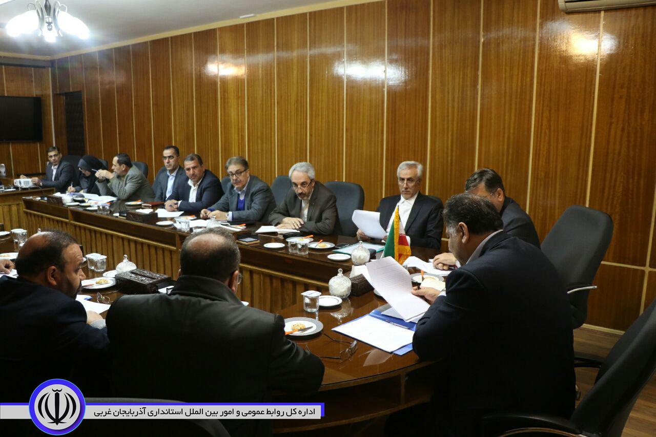 جلسه بررسی روند اجرایی شدن تفاهم نامه های استانداران آذربایجان غربی و اقلیم کردستان عراق