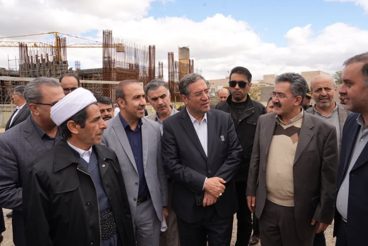 بررسی روند ساخت و تکمیل بیمارستان بوکان + تصاویر