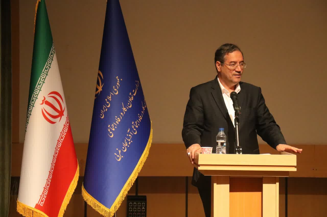 تامین زیرساختهای سرمایهگذاری در اولویت دولت است / تقویت تشکلهای کارگری در دوره جدید از ضروریات است