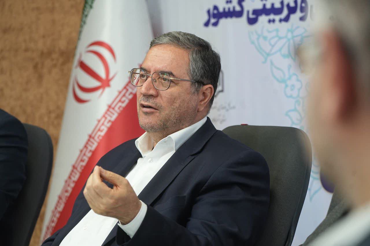 خیران در توسعه عدالت آموزشی نقش راهبردی دارند