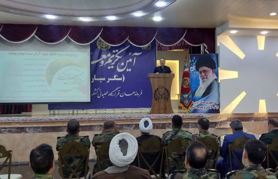 برگزاری مراسم تکریم و معارفه فرمانده قرارگاه عملیاتی لشکر 64 متحرک هجومی نزاجا