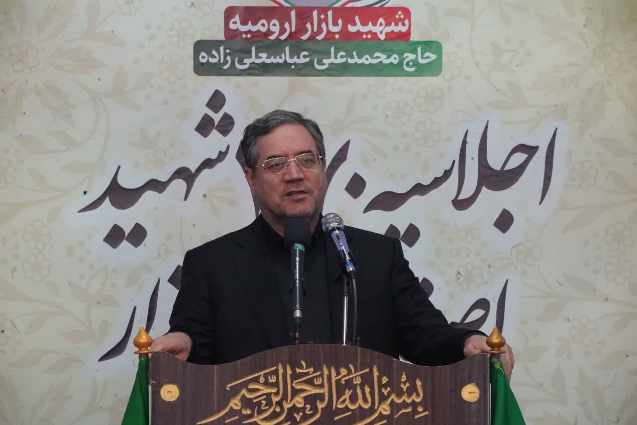 راه و منش شهدا برای نسل جوان تبیین شود