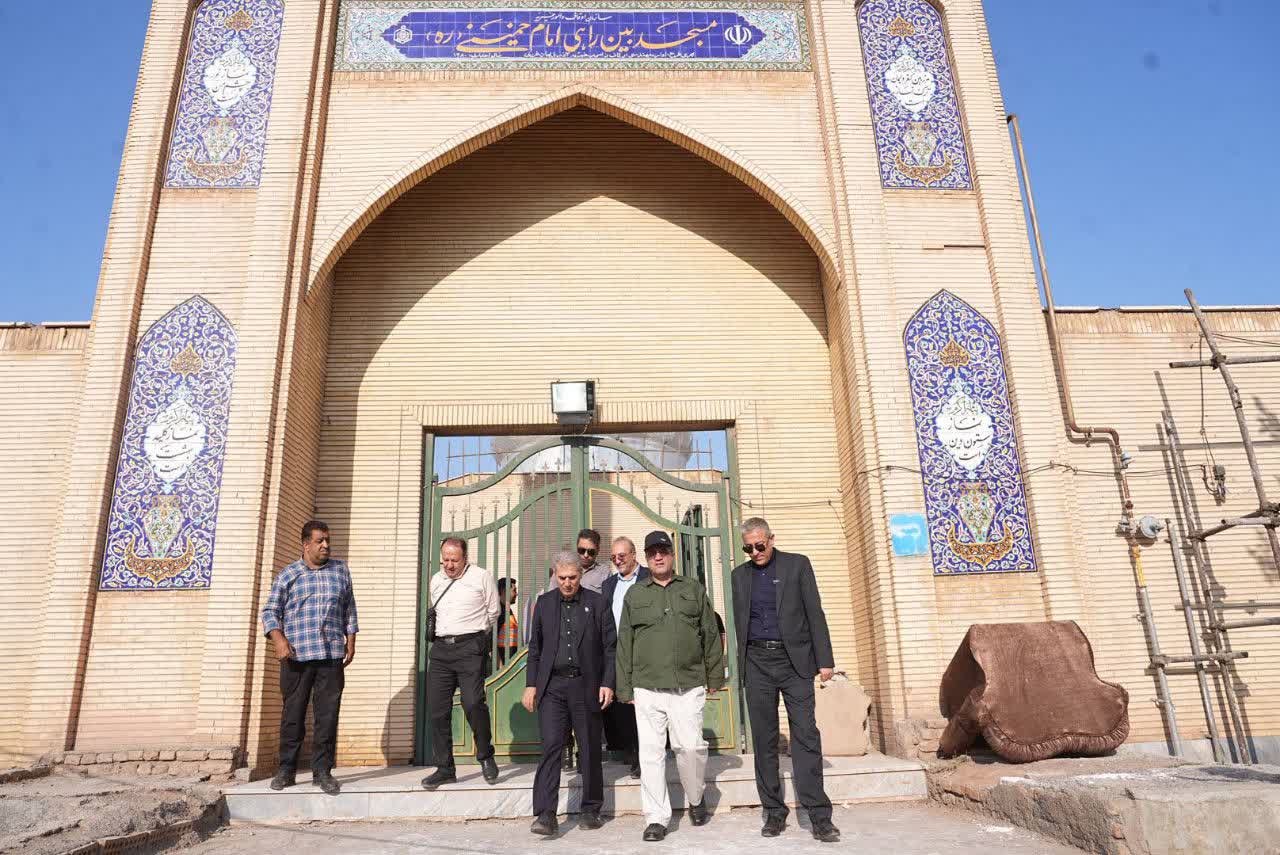 بازدید استاندار آذربایجان‌غربی از مسجد بین‌راهی امام خمینی (ره) + تصاویر