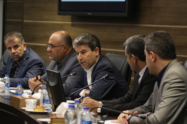 استاندار آذربایجان غربی : اجازه نمی دهیم فردی در استان بخاطر فقر و تنگدستی از تحصیل باز بماند