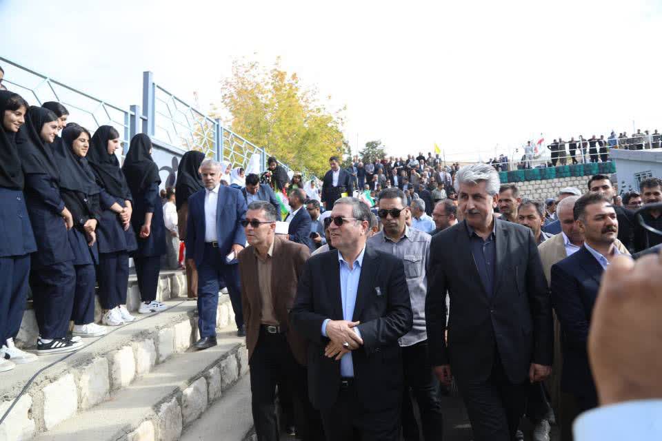 آلبوم تصویری / شور زندگی در میدانهای ورزش مهاباد