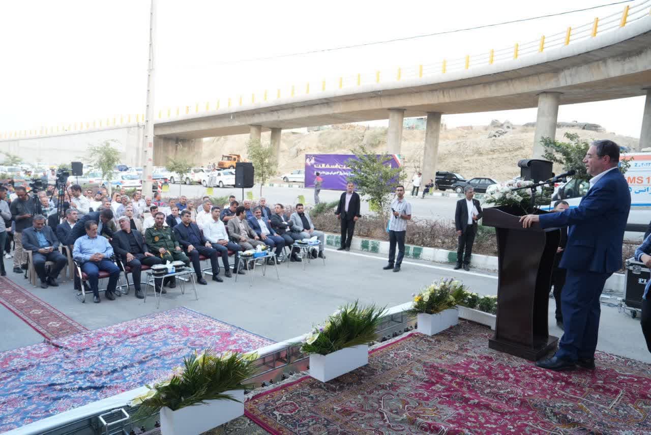 برگزاری آیین آغاز عملیات اجرایی نهضت آسفالتریزی شهر ارومیه + تصاویر