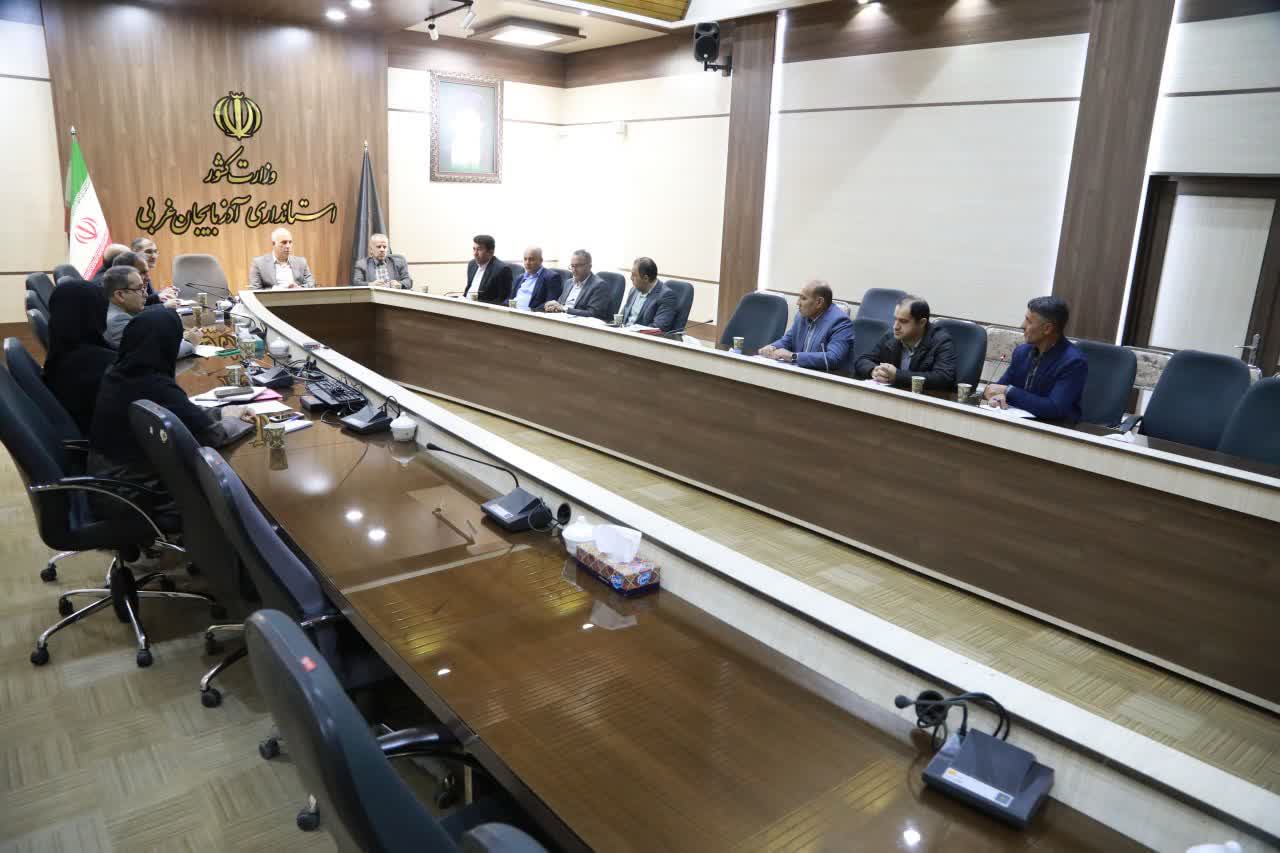 برگزاری جلسه هماهنگی توزیع شیر رایگان در مدارس آذربایجانغربی + تصاویر