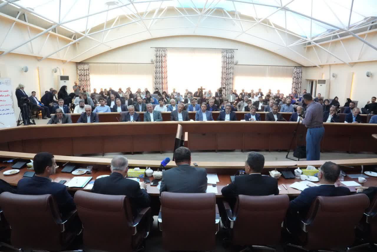 برگزاری جلسه شورای گفتوگوی دولت و بخش خصوصی آذربایجانغربی + تصاویر