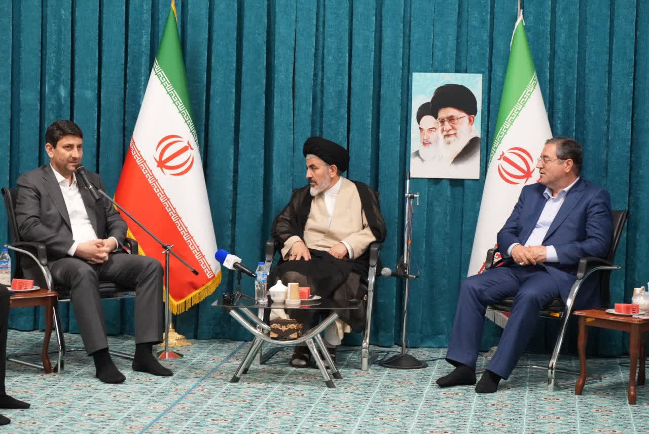 آلبوم تصویری / دیدار وزیر ارتباطات و فناوری اطلاعات با نماینده ولی فقیه در آذربایجانغربی