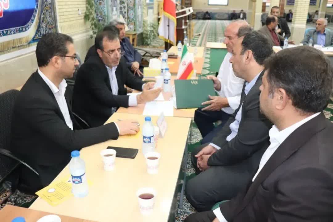 آلبوم تصویری / تشکیل میز خدمت ارتباطات مردمی در شهرستان چالدران با حضور مدیران کل ستادی و اجرایی آذربایجان غربی