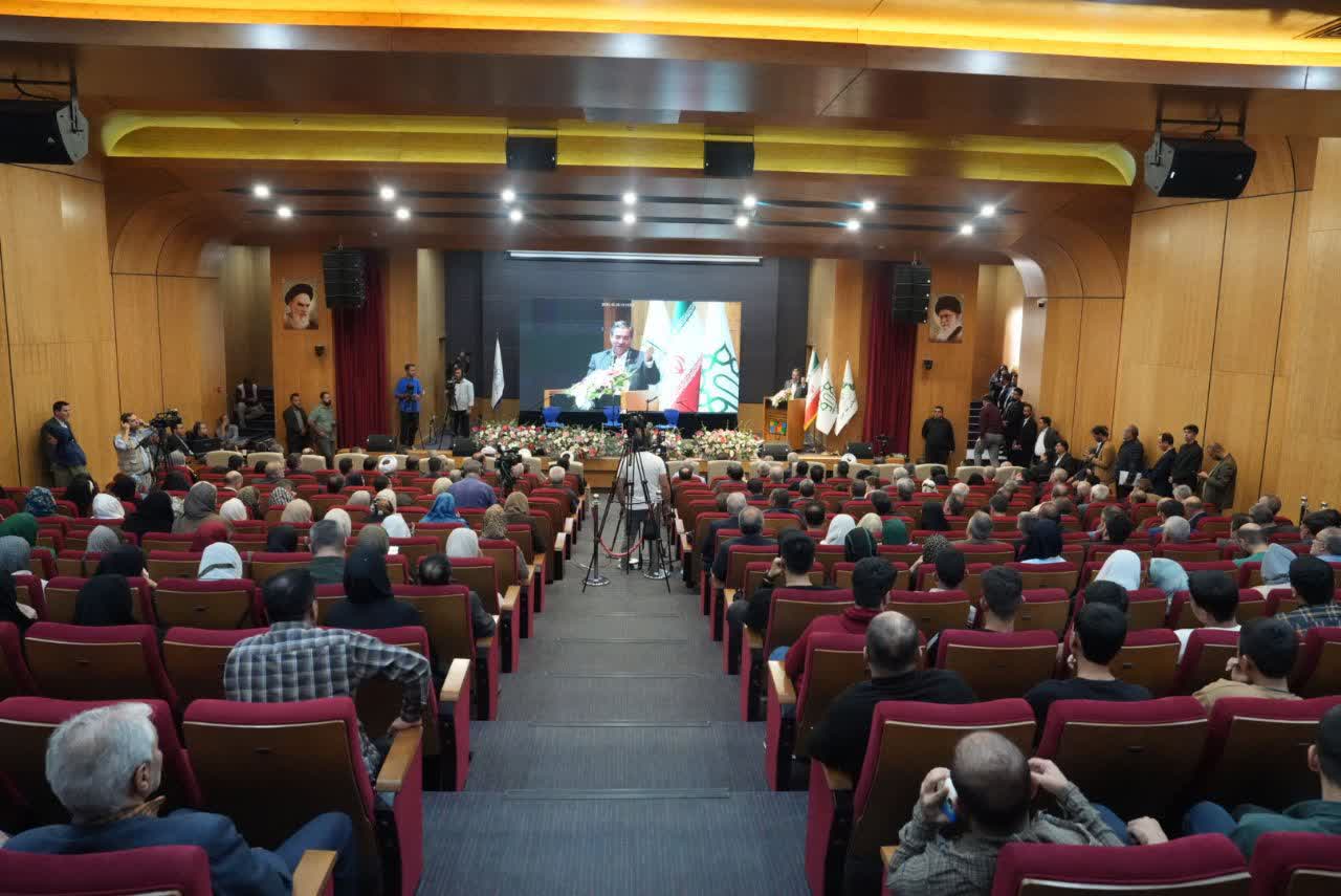 برگزاری آیین اختتامیه همایش بینالمللی شمس و مولانا در خوی + تصاویر