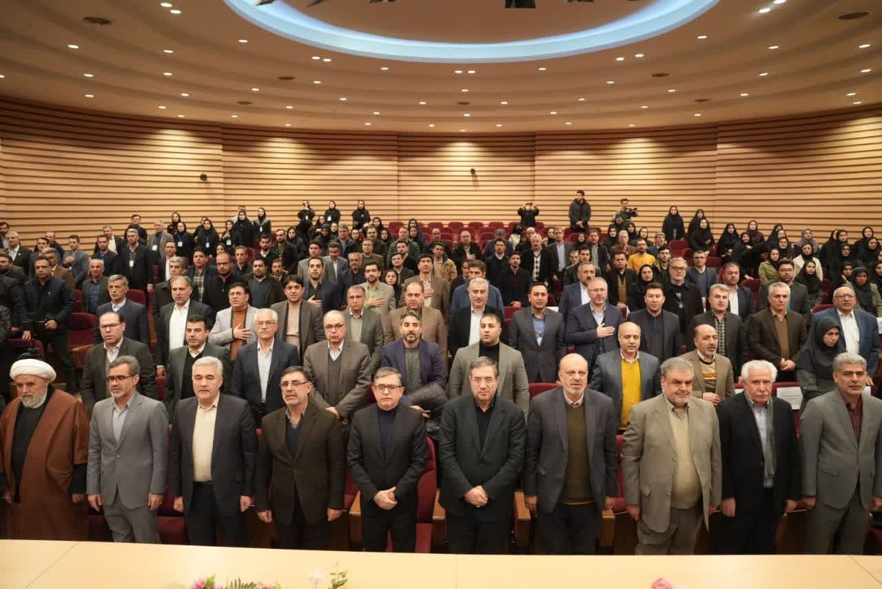 آلبوم تصویری / حضور استاندار آذربایجانغربی در همایش ملی رهیافتهای نوین برنامه درسی ملی در زیست بوم جدید
