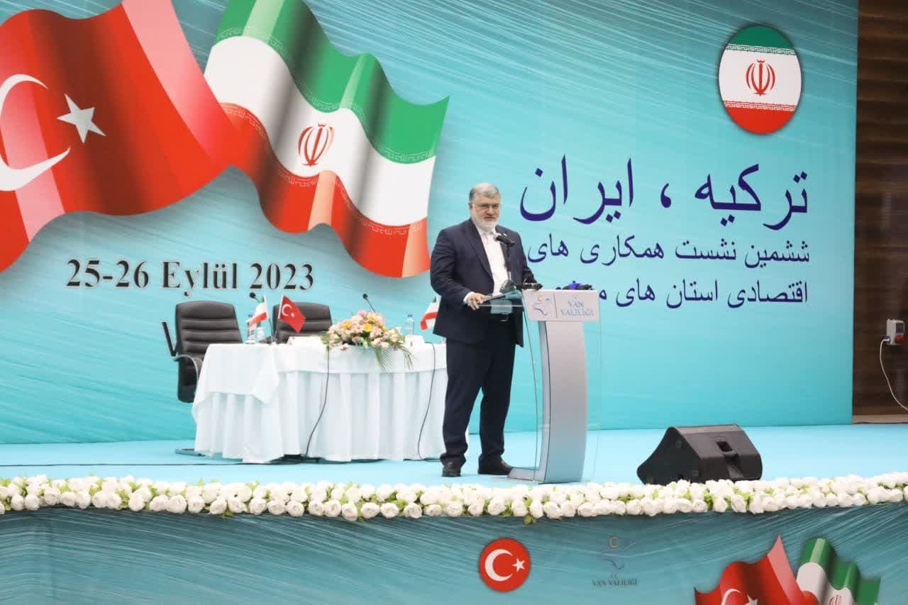 آلبوم تصویری / امضاى تفاهم نامه همکارى هاى مشترک استان هاى مرزى جمهورى اسلامى ایران و ترکیه
