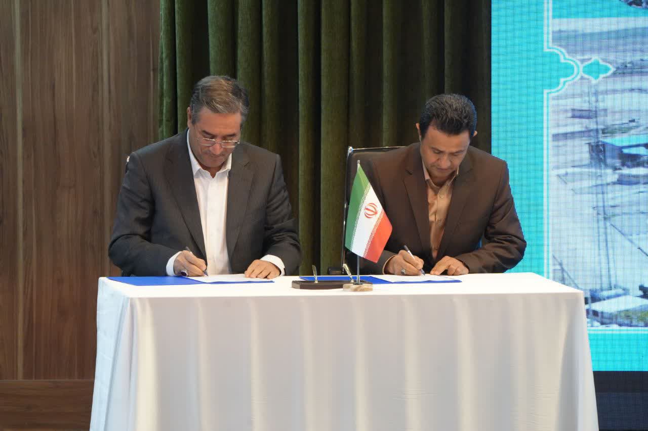 آلبوم تصویری / نشست رئیسجمهور پزشکیان با سرمایهگذاران و فعالان اقتصادی آذربایجانغربی