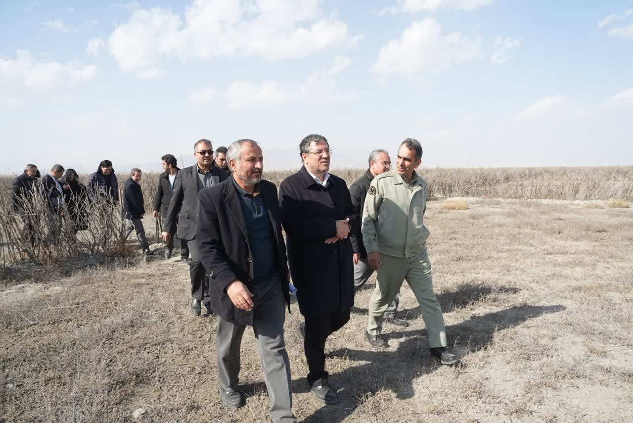 بازدید دبیر کارگروه ملی نجات دریاچه ارومیه از سایت تثبیت مرنگلو - سپرغان + تصاویر