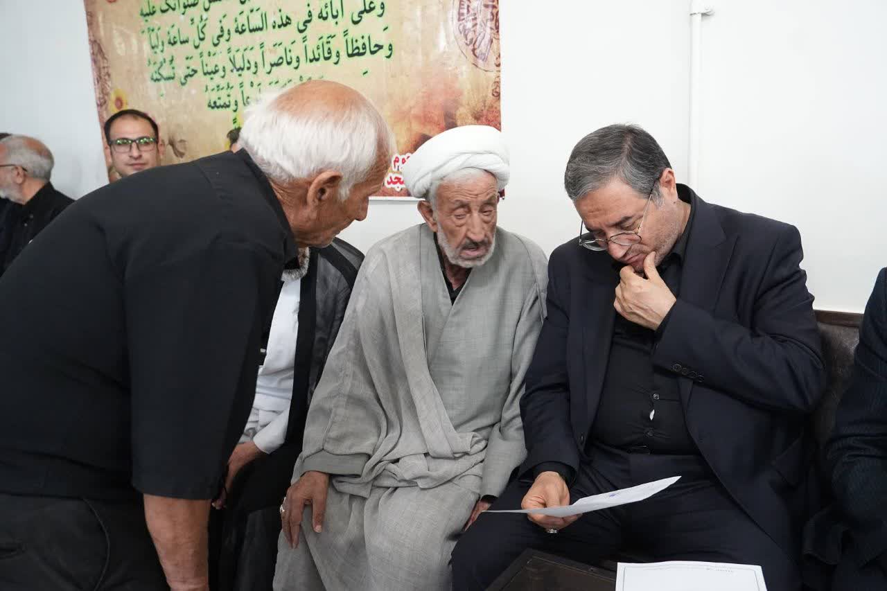حضور استاندار آذربایجانغربی در جمع عزاداران مسجد شهدای علیار علامه مجلسی در ارومیه + تصاویر