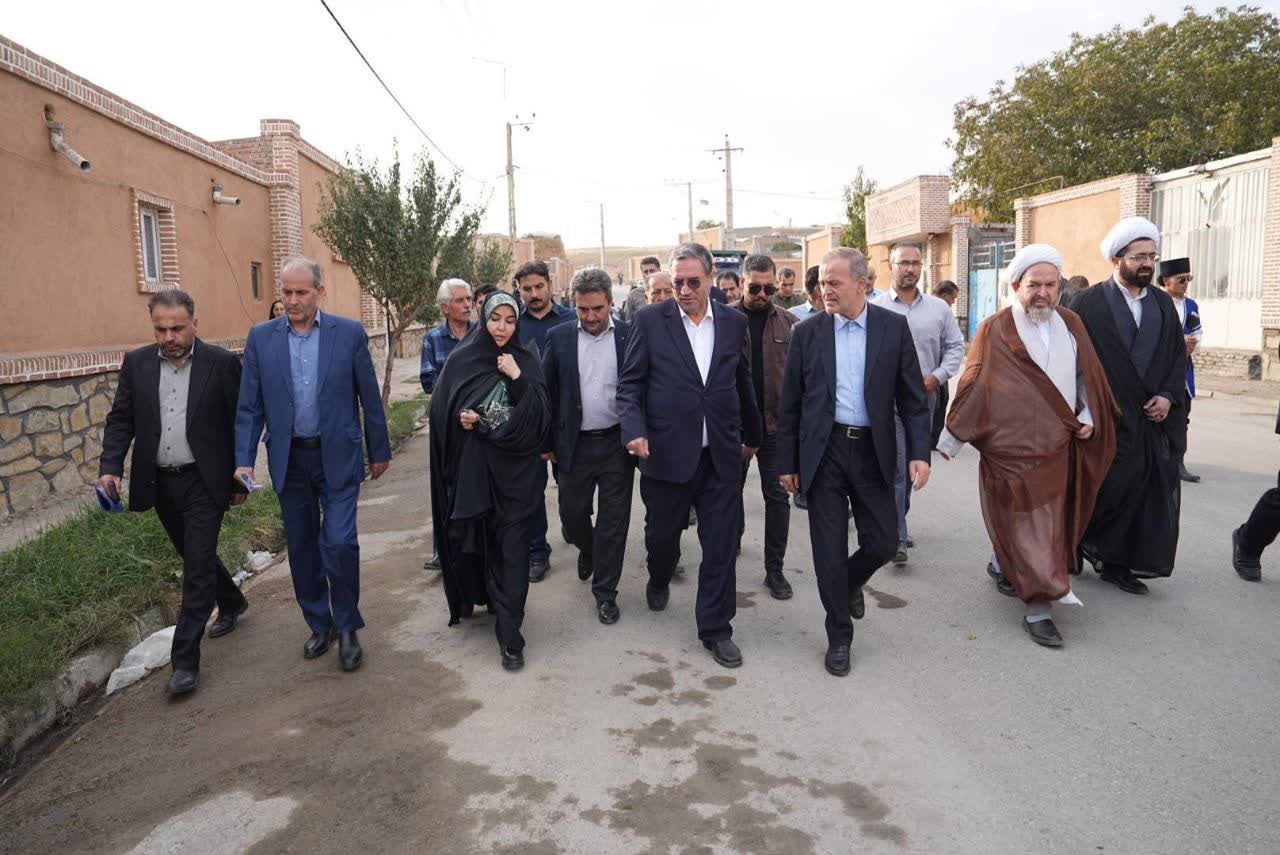 بازدید استاندار آذربایجان‌غربی از روستای تاریخی حسنلو + تصاویر