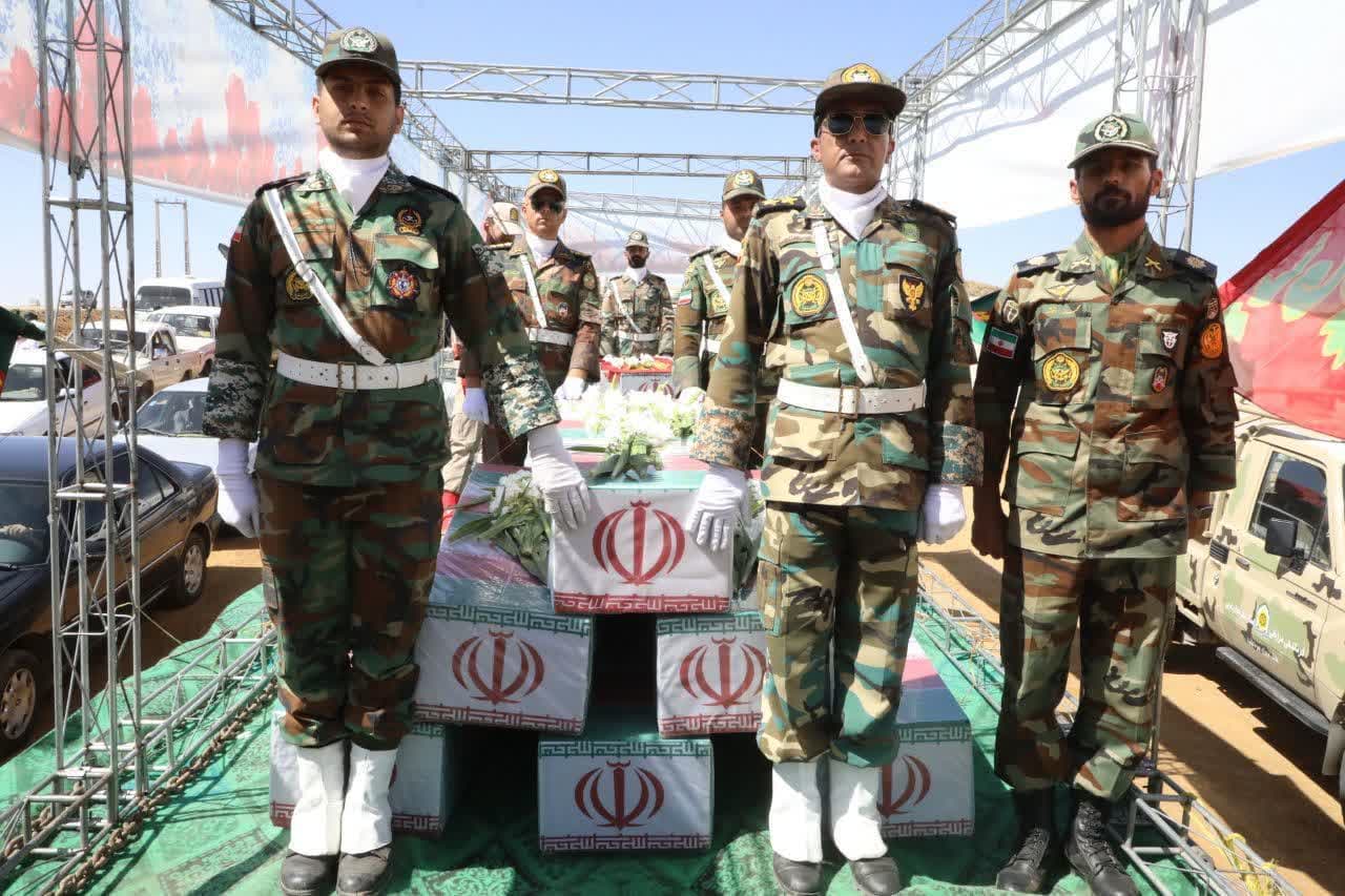 آلبوم تصویری / برگزاری آیین استقبال از پیکر مطهر شهدای تازه تفحص شده دفاع مقدس در مرز کیله سردشت