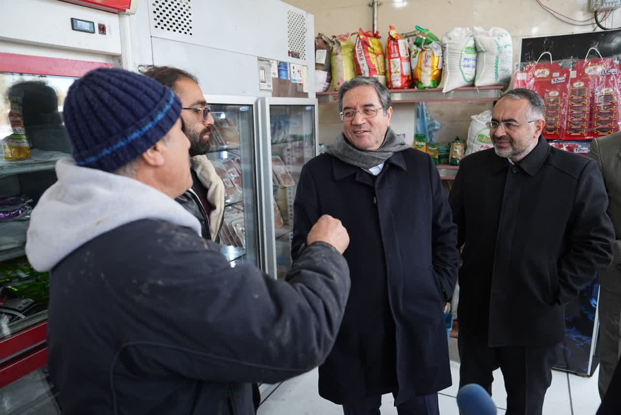 بازدید میدانی استاندار آذربایجان‌غربی از بازار ارومیه + تصاویر