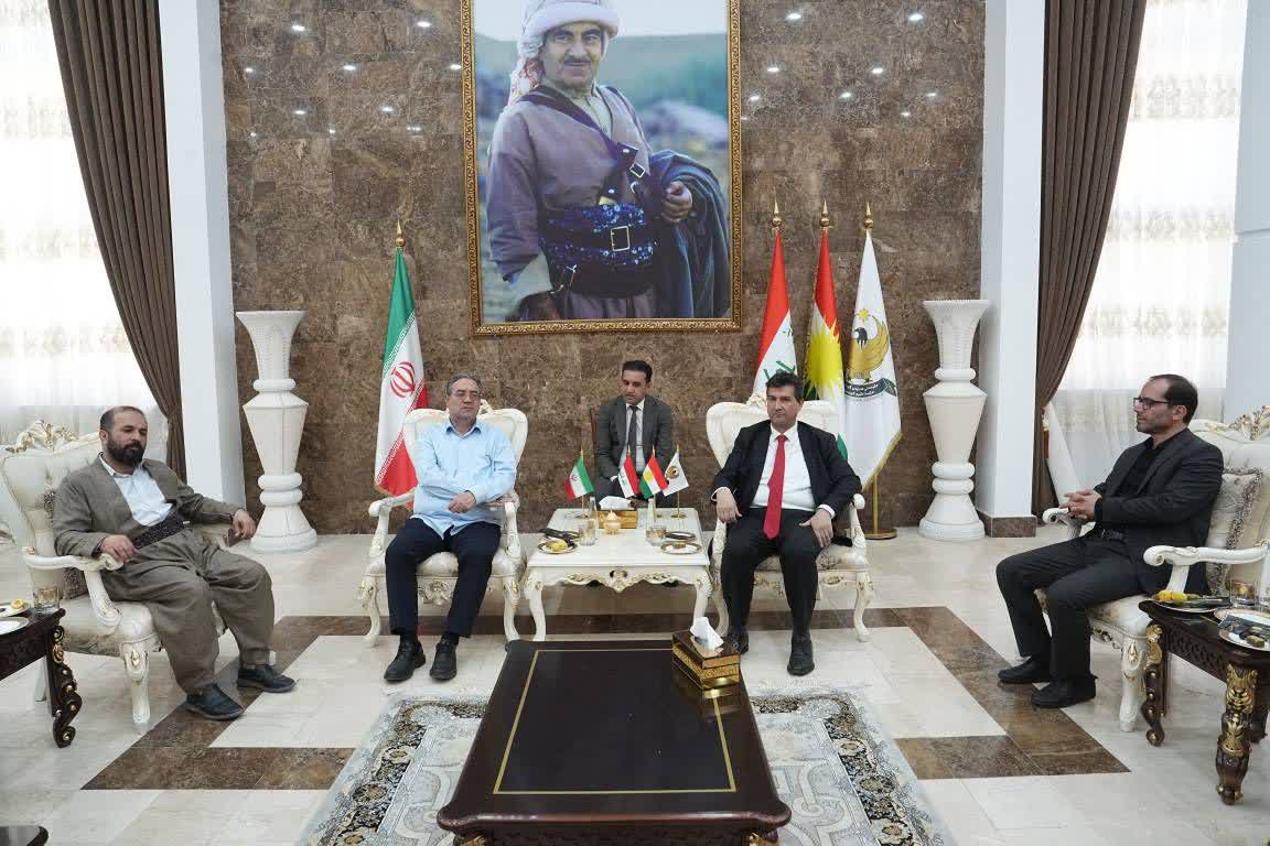 بازدید استاندار آذربایجان‌غربی از مرز حاج‌عمران + تصاویر